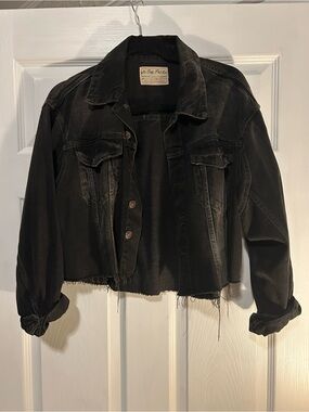 We The Free Washed Black Cropped Denim Jacket